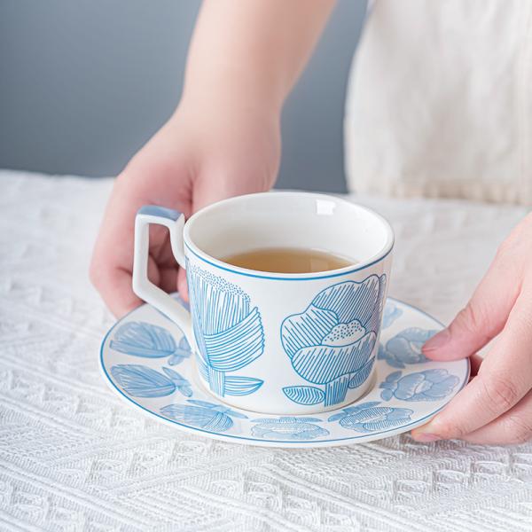 Sustainable Business Gifts European Ceramic Floral Tea Cups And Saucers Set 200ml 300ml