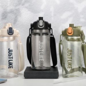 Modern Customized Unisex Plastic Sports Bottle 500ml Capacity