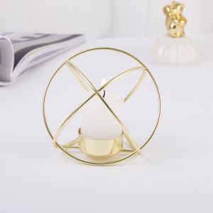 Wholesale candle holder gold Golden lantern shape candle stand wedding