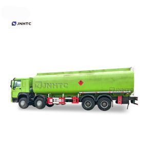 China HOWO 8x4 12 Wheels Fuel Tank Truck Refueling 30cbm 35cbm 25 Cbm Euro2 Euro3 on sale