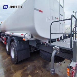 Sinotruk Howo Water Tank Truck 8X4