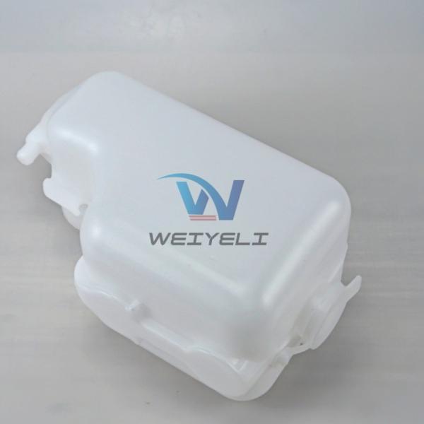 Buy Kato Universal Construction Machinery Wiper Kettle Windshield Wiper Spray Bottle at wholesale prices