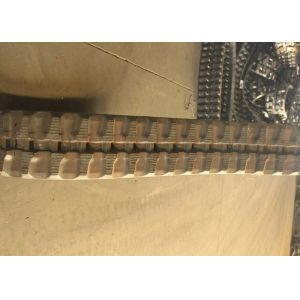 Low Noise Excavator Rubber Tracks Size 250 X 96 X 41mm For Kubota Rx202 U20