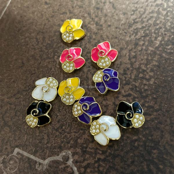 New arrivals 3d Nail art Charms flowers decoration Nail Jewelry colorful charms for Beauty spa