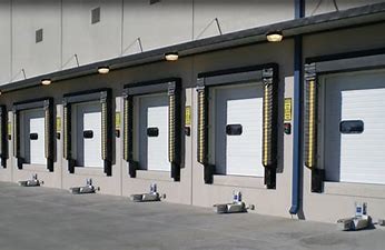 Buy Warehouse PVC Fabric Loading Dock Shelters  Finger Protection at wholesale prices