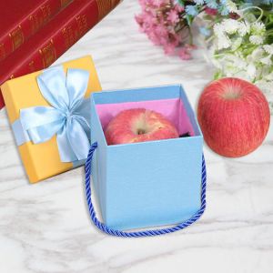 Customizable Square Christmas Gift Box Kraft Paper Packaging
