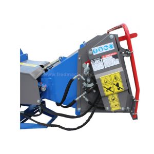 20L Hydraulic Tank Pto Driven Wood Chipper 360 Degrees Discharge Hood Rotation