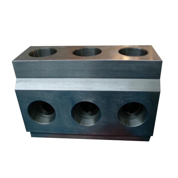 Buy AISI4140 Mud Pump Parts Three Cylinder Plunger Pump Head 42CrMo at wholesale prices