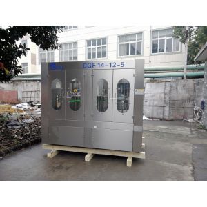 China 110mm Diameter  5000BPH Auto Liquid Water Bottle Filling Machine on sale