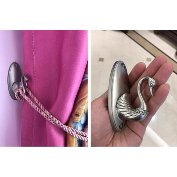 High quality classical customized metal zinc alloy curtain hooks for home decorations