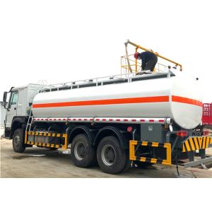 SINOTRUK Oil Transport 6x4 20000L Fuel Tank Truck