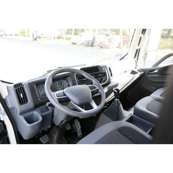 Cheaper Price Good Quality New Model JMC Van Truck for Sales