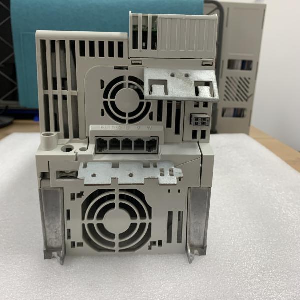 Buy LENZE E84AVTCE7524SX0 FREQUENCY INVERTER DRIVE 8400 SERIES 7.5KW NEW at wholesale prices