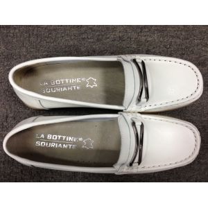 Quality XYN-31006 Ladies leather casual shoes for sale