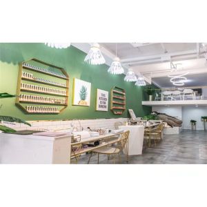 Fashion Firm Nail Polish Wall Rack , Perfume Display Rack Iron Material