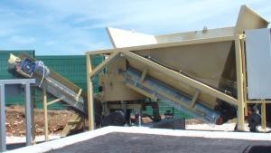 Buy Hopper 6m3 10TPH Small Asphalt Mixing Plant For Road Construction at wholesale prices