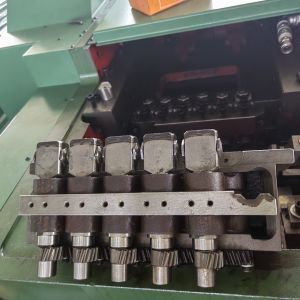 Nut Cold Heading Machine For Special Shaped Fastener Hardware