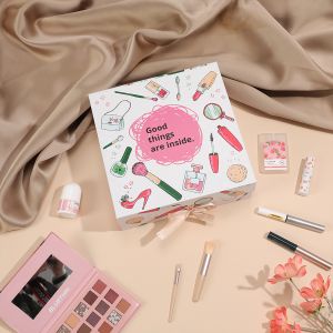 Customized Foldable Book Style Cosmetic Cardboard Packaging Box with Magnetic