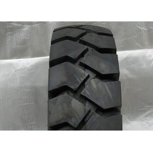 7.00-12NHS Size Industrial Forklift Tires F Load Range Good Loading Capacity