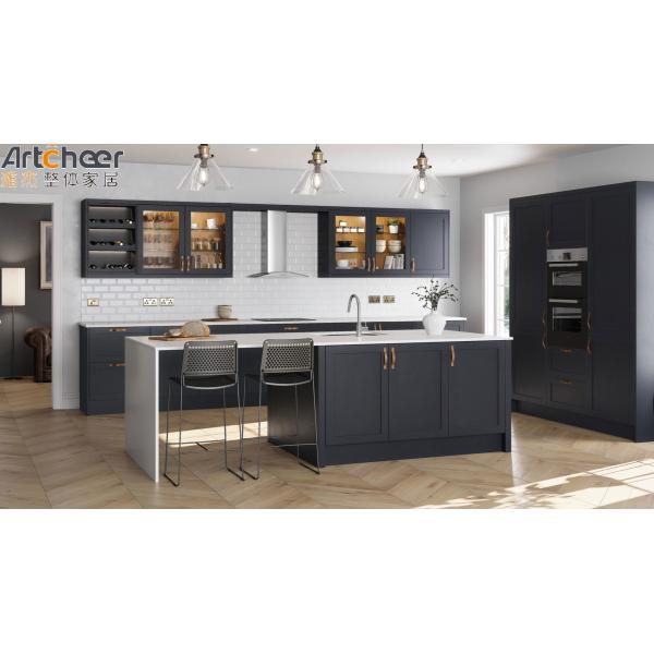 Custom Made Small Apartment Kitchen Cabinets with Crystallized Glass Panel Countertop