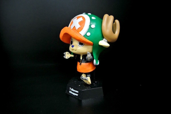 One Piece Japanese Pvc Figures With A Green Hat Environment PVC Material