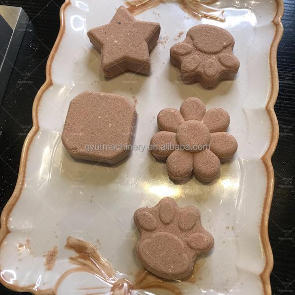 Stainless Steel Bending Bath Bomb Hydraulic Press Machinery One Year Guarantee