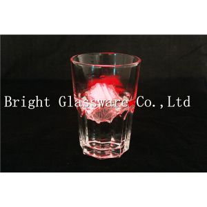 bright glass beer cup, glass tumbler, tall wine glass use in pub