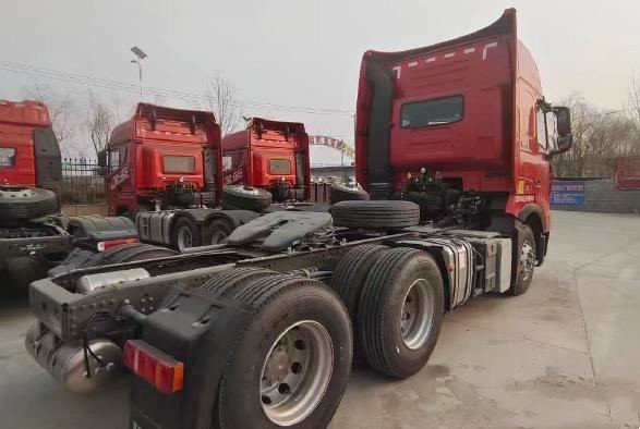 Used HOWO Tractor Truck 6*4 480hp T7H LHD/RHD Euro V Engine