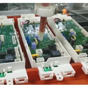 Fast Speed 0-200mm/s Polyurethane Resin Epoxy Resin Glue Dispenser for PCB