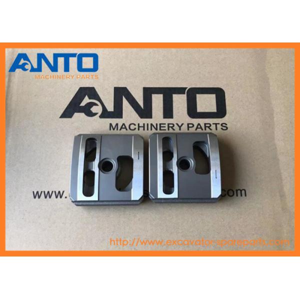 Buy 2036795 2036786 HPV102 Valve Plate For HITACHI EX270-5 Hydraulic Pump Parts at wholesale prices