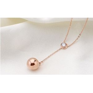 China Fashion Jewelry Necklace Stainless Steel Rose Gold Diamond Necklace on sale