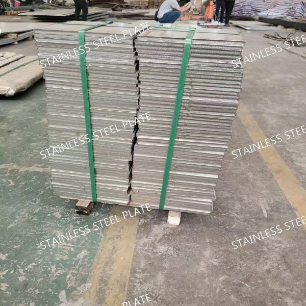 High-Quality 329 Stainless Steel Plate Corrosion-Resistant Thickness 1.0 - 40.0mm