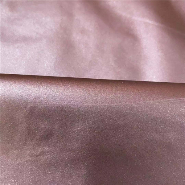 20D x 20D 100% Nylon Waterproof Breathable Fabric 70GSM For Hot Weather 150CM