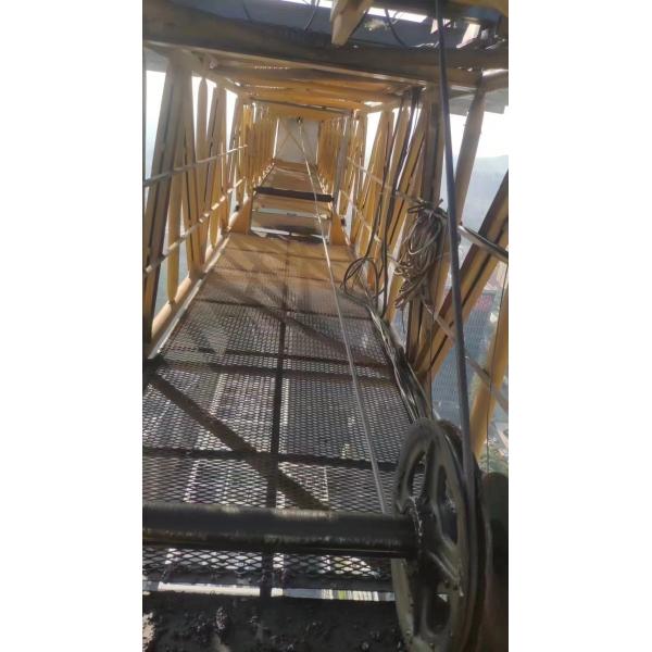 Chuanjian 8039-25 Tower Crane Is in Good Condition in 20 Years