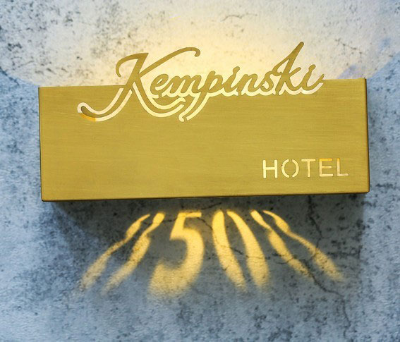 Hot Selling Outdoor Store Logo Waterproof Led Light Box Hanging Light Box Sign