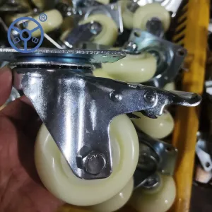 China 132lbs Load Capacity Nylon Casters In Black For Durable And Long-Lasting Performance on sale