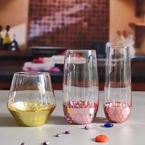 China 400ml Hand Cut Gold Honeycomb Crystal Wine Glasses on sale