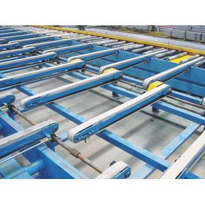 Felt conveyor belt suitable for aluminum profile industry