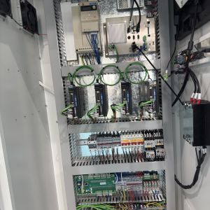 Woodworking CNC Nesting Machine With 12pcs Linear Tool AC380V / 3PH / 50HZ