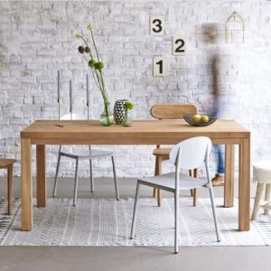 Wooden Dining Table with Modern Design and Eco-friendly Materials