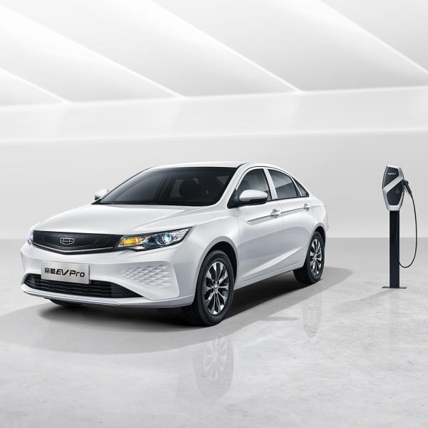 Geely Dihao EV 5 Seats 10.4KWh Power Consumption 80% Quick Charge Rate 's Electric Car