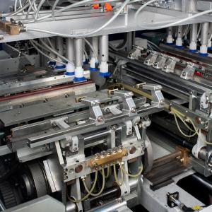 680×390mm Maximum Size Hardcover Book with Flexible Spine 0.3-0.5mm Thickness