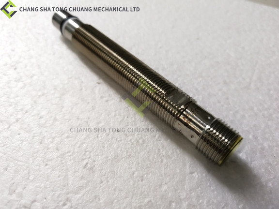 Buy Zoomlion Concrete Pump Truck Mounted Pump Accessories Main Cylinder High Pressure Proximity Switch MFH200 Code 1020520284 at wholesale prices