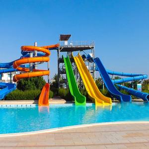 New Design Customized Water Park Equipment Adult Fiberglass Pool Slides