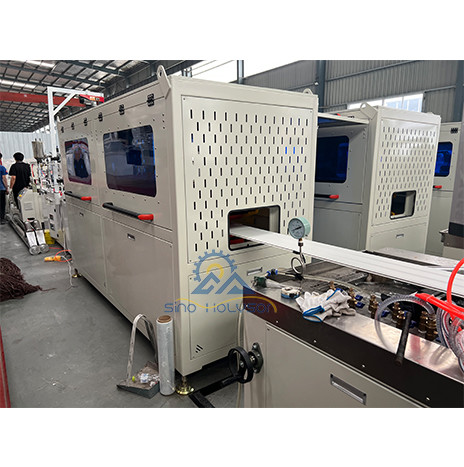 Siemens Motor WPC PVC Wall And Ceiling Panel Extrusion Machine