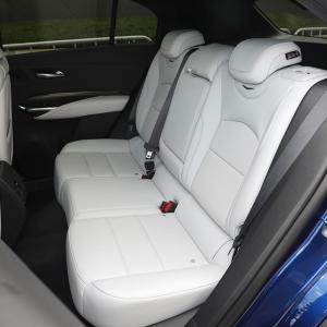 Cadillac XT4 Luxury SUV RWD Turbo Engine Multi-Function Steering Comfortable