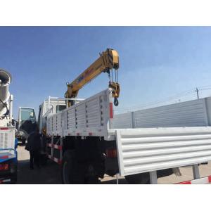 Sinotruk HOWO 4x4 290hp Truck Mounted Crane 6.3 Ton Telescopic Boom 12.00R20