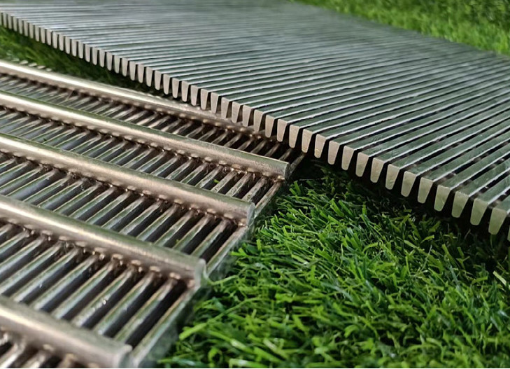 Quality Ss 304 0.2 Mm Johnson Vee Wire Screen Welded Style for sale
