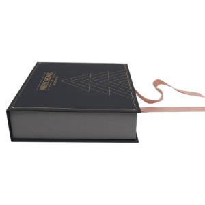 Magnetic Gift Packing Boxes Custom Cardboard Paper Packaging With Ribbon