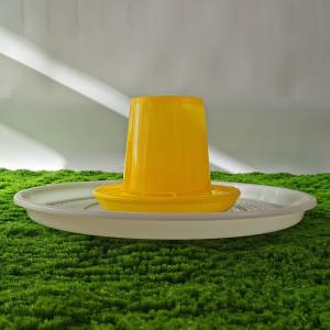 Portable Lightweight Poultry Feed Container Perfect Choice For Feeding Chickens